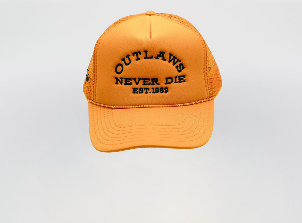 OUTLAWS NEVER DIE Trucker Gold